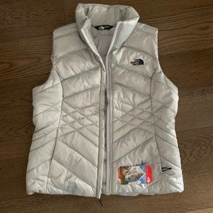 North Face Aconcagua Vest -- L